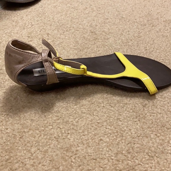 Cute sandals - Picture 5 of 6